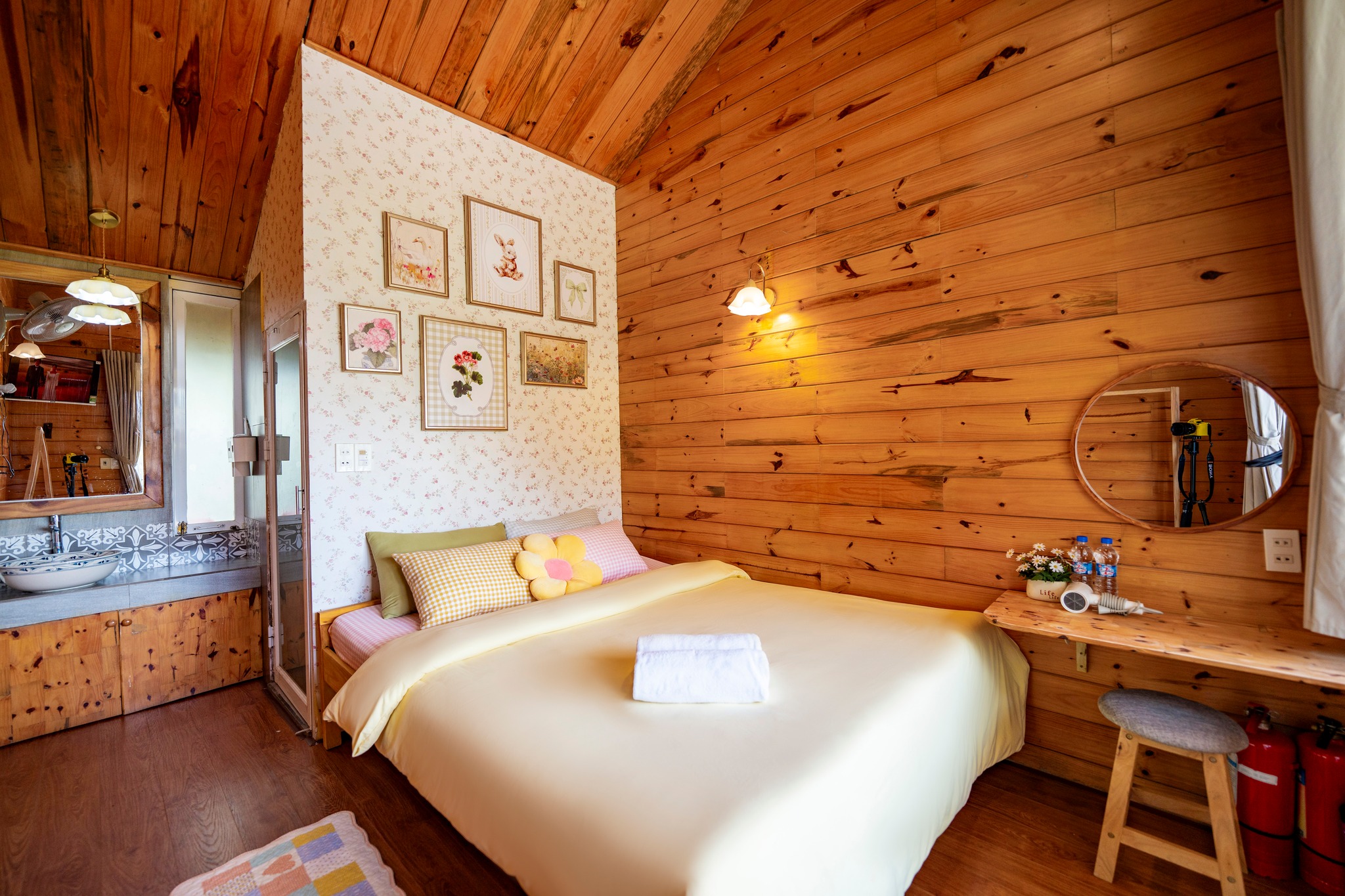 phòng đơn homestay đom đóm house