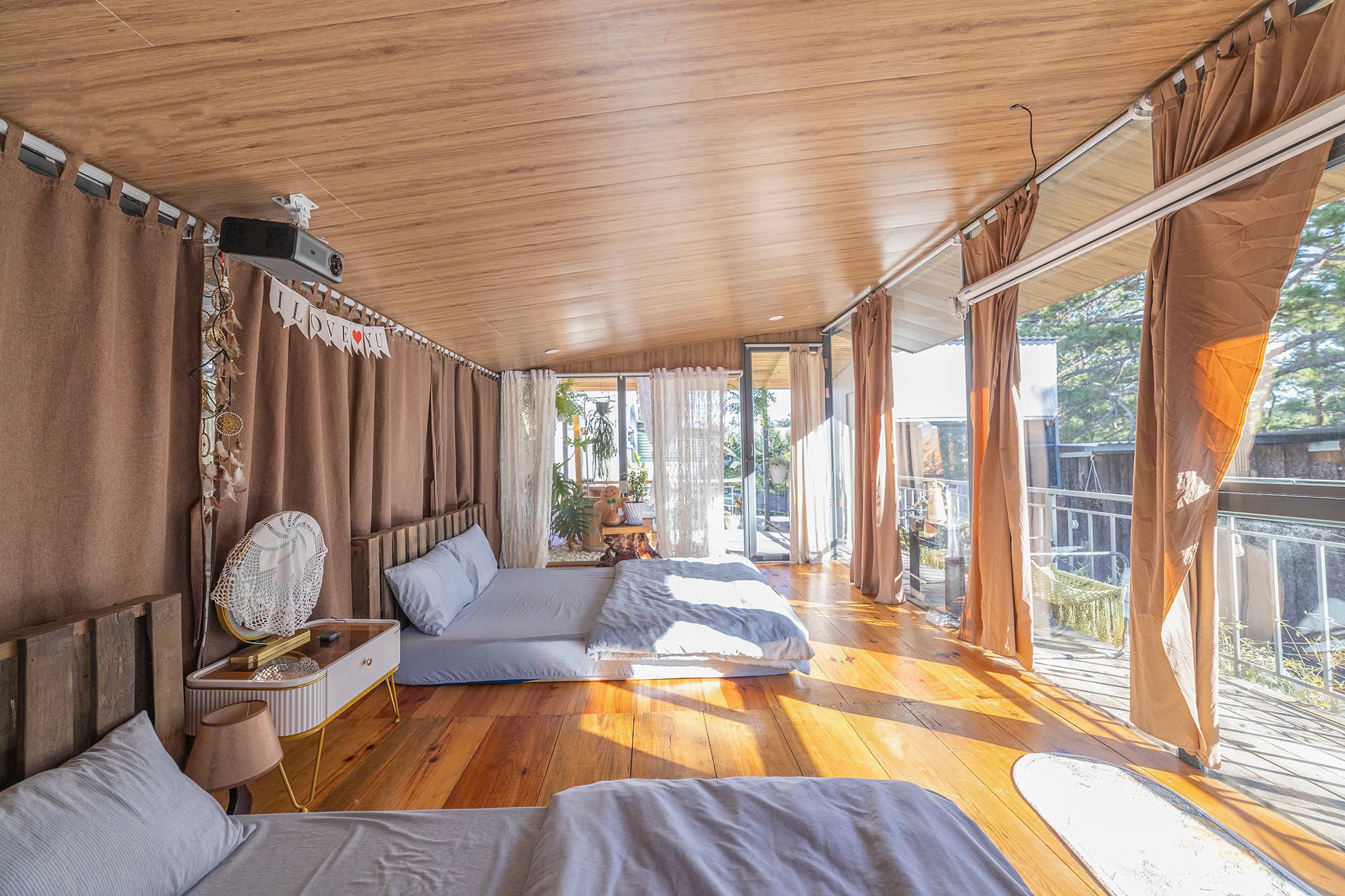 thiết kế phòng nghỉ tại Nhà Bên Đồi homestay