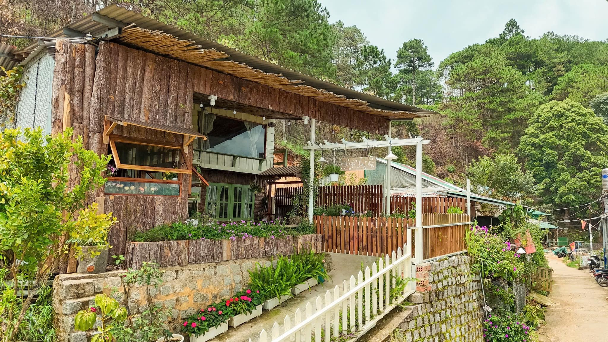vị trí Nhà Gỗ 2 Phòng Đơn