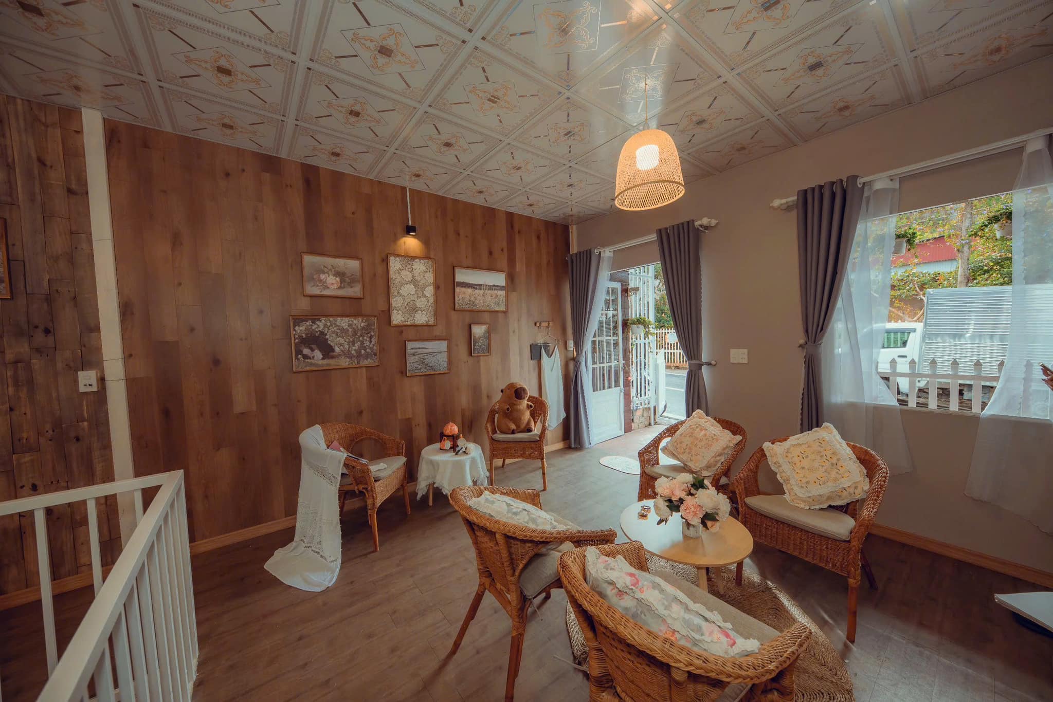 phòng khách Moo Home