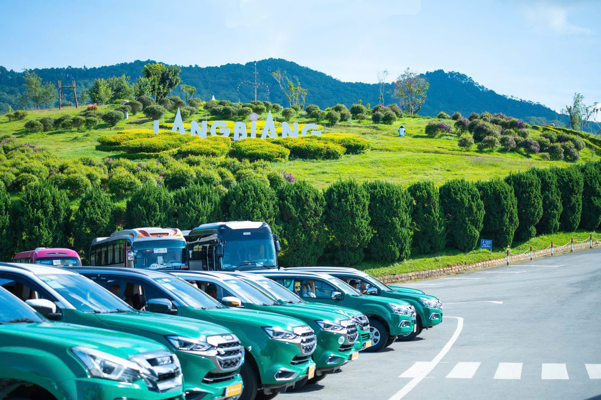 chinh phục đỉnh núi lang biang