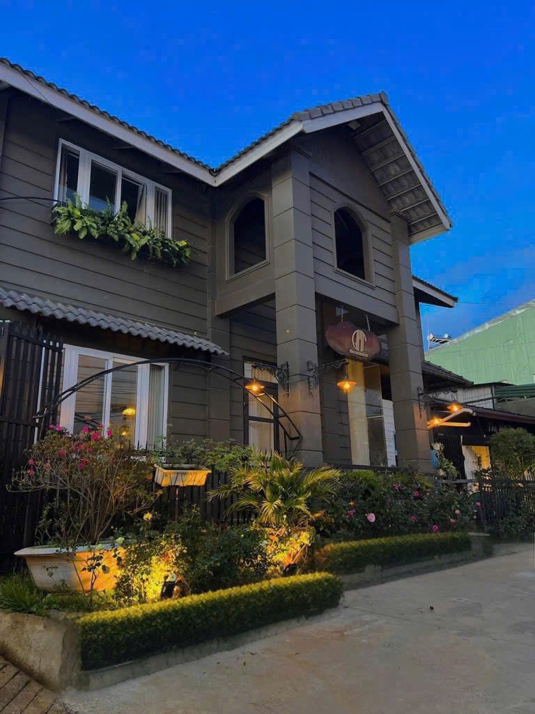 vị trí De Montclair