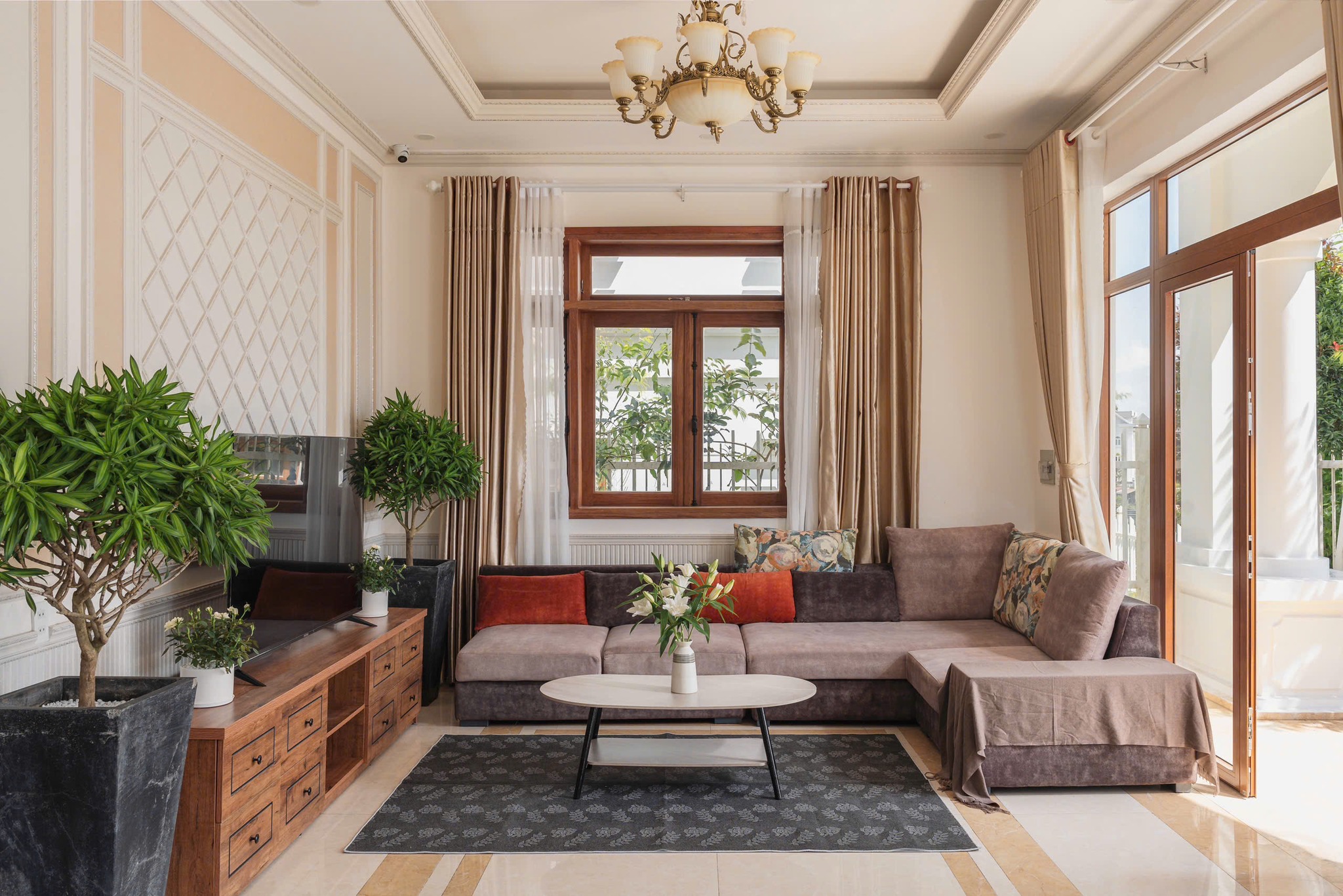 Mercury Villa